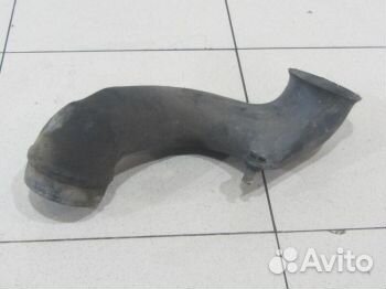 Воздухозаборник двигателя