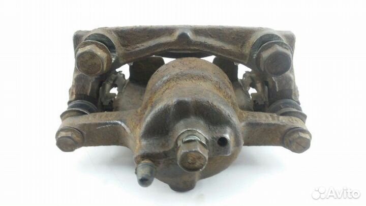 Суппорт передний правый Toyota Aygo WNB10 2wztv