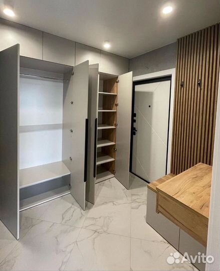 Шкаф распашной современный от фабрики