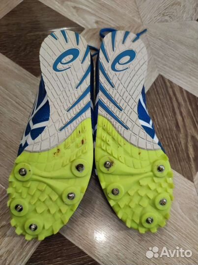 Шиповки для бега аsics