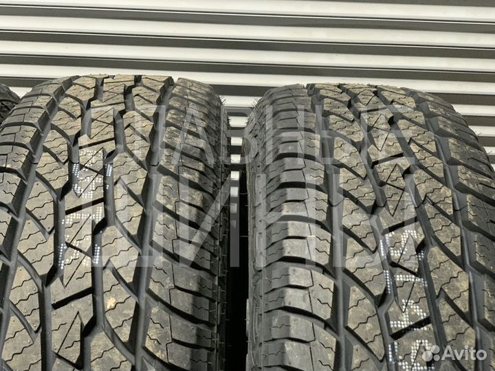 Maxxis AT-771 Bravo 235/65 R17 104T