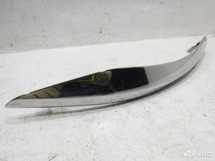 Молдинг заднего бампера