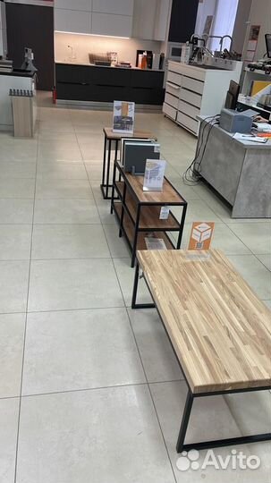 Прекраватный столик для ноутбука