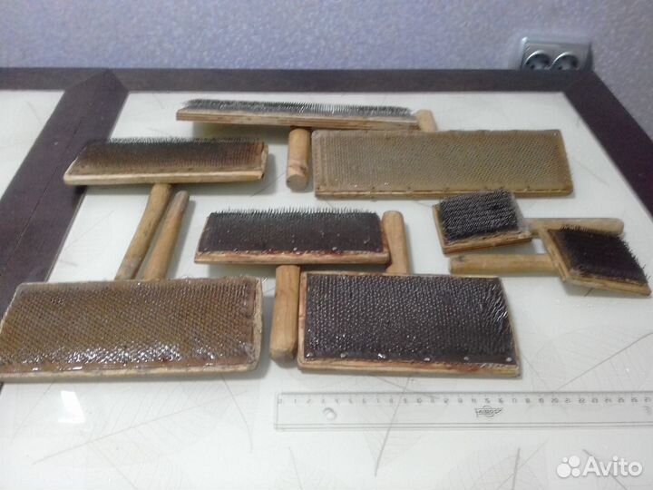 Щётки для вычёсывания шерсти