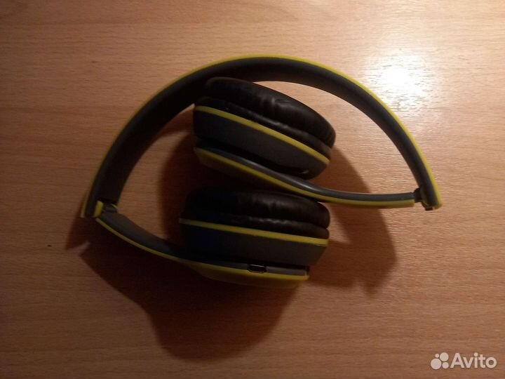 Беспроводные наушники