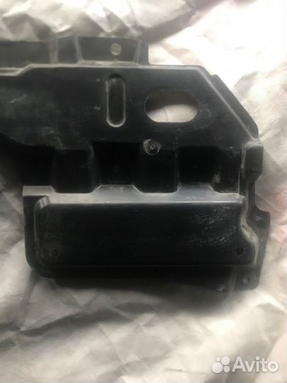 Защита двигателя передняя Toyota Estima ACR50W