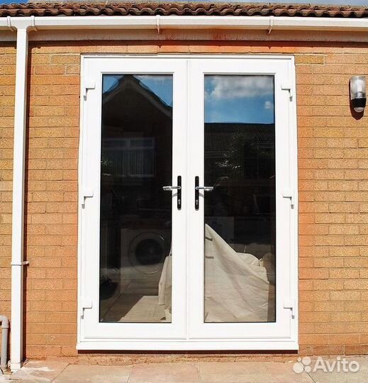 Пластиковые двери