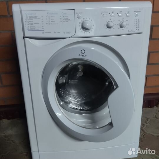 Стиральная машина indesit на 6 кг б/у