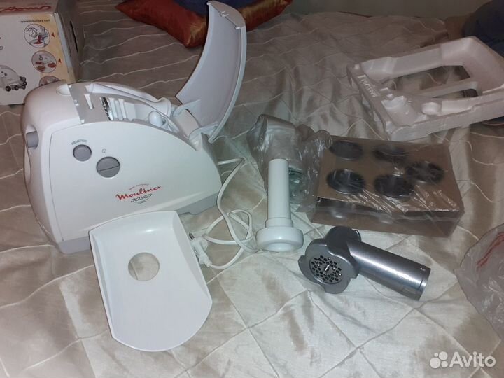 Электрическая мясорубка Moulinex Combi HV8 Франция