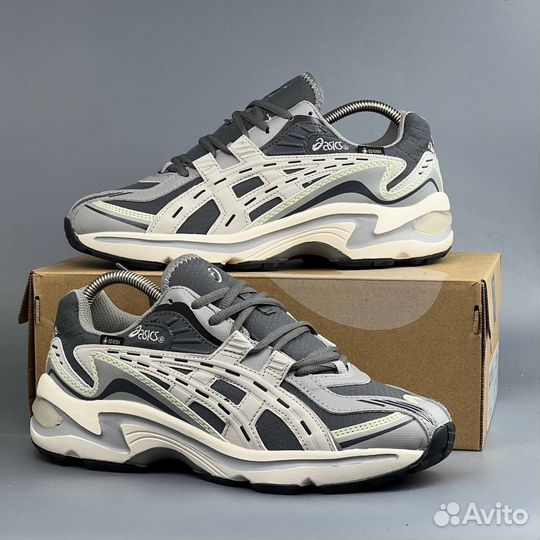 Кроссовки Asics gore tex