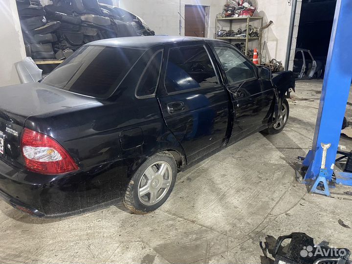 В полном разборе лада приора