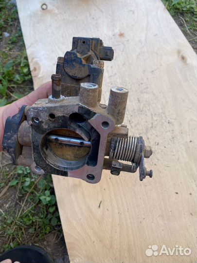 Дроссельная заслонка Kia spectra