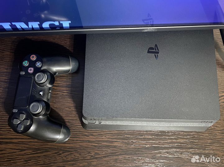 Sony PS4 slim