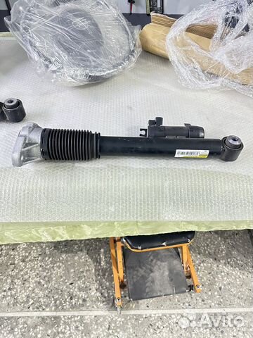 Амортизатор задний левый mercedes GLE 167 пневмо