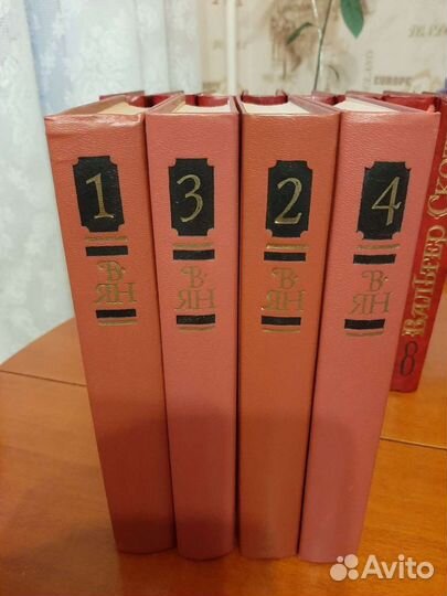 Продам книги