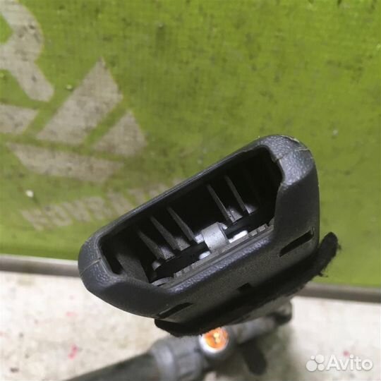 Ответная часть ремня безопасности Рено Меган 2