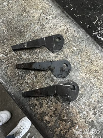 Рычаг подъема лапки Veritas 8014/43