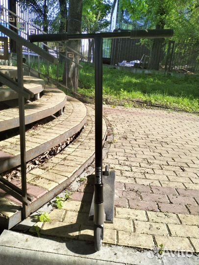 Трюковой самокат tech team goliath