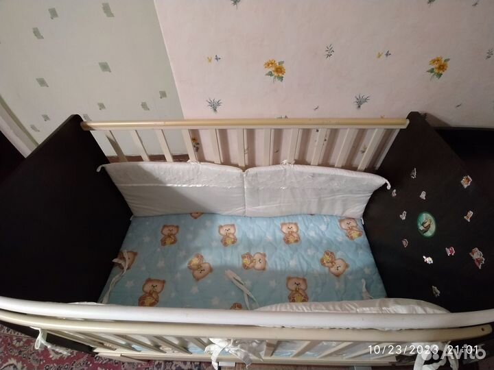 Детская кроватка