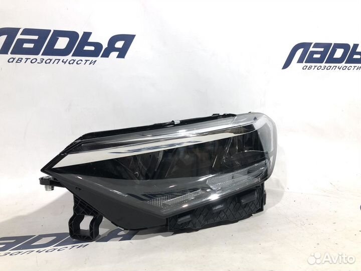 Фара VW Polo (20-н.в.) левая LED