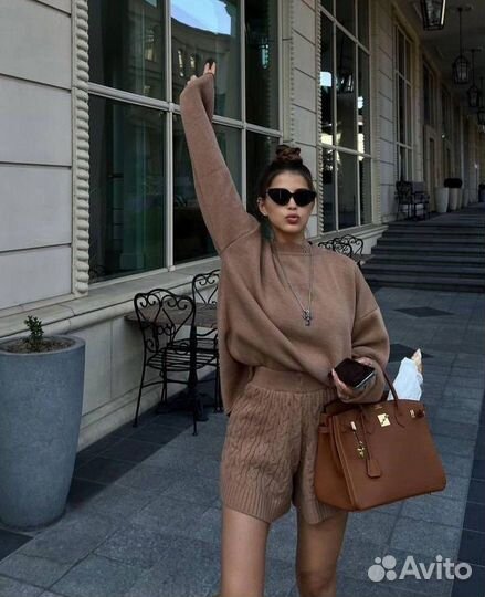 Костюм женский