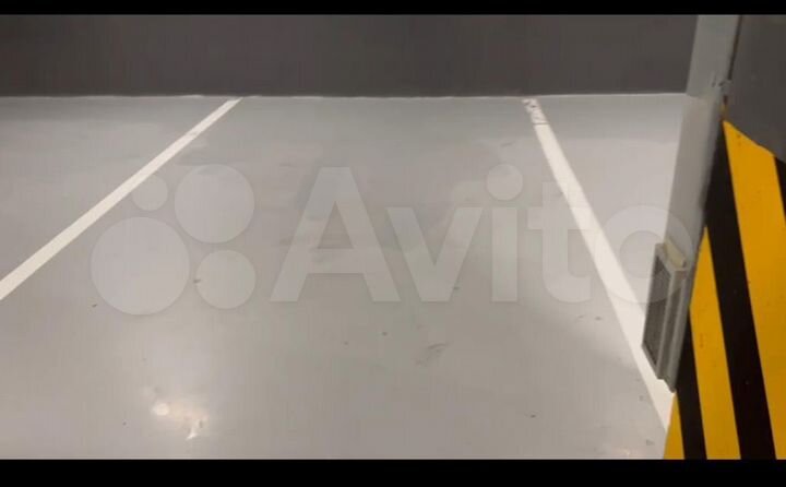 Машиноместо, 14 м²