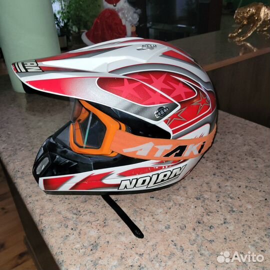 Мотошлем кроссовый бу