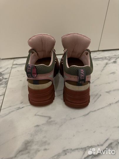 Gucci Flashtrek