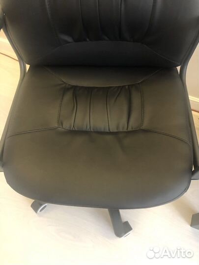 Компьютерное кресло