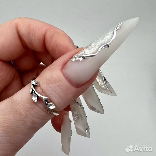 Ногти отваливаются, не ровные Вам ко мне, исправим