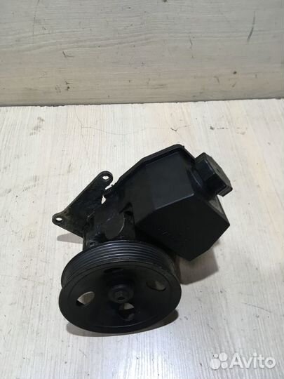 Насос гидроусилителя Mercedes Benz Е210