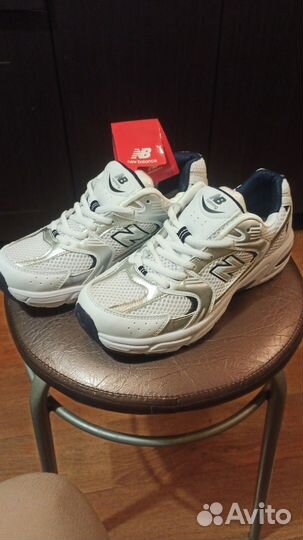 Кроссовки женские, мужские New balance 530