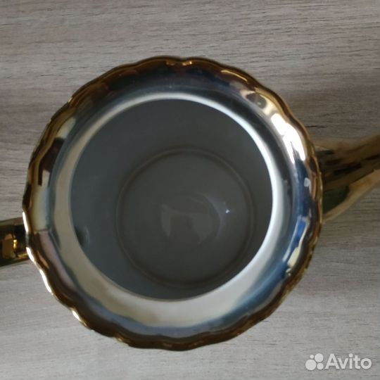 Заварочный чайник + 6 блюдец