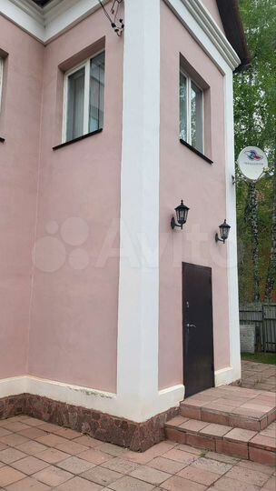 Дом 180 м² на участке 20 сот.