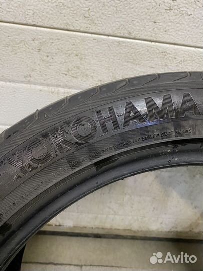 Yokohama Advan Sport V105 245/45 R19 98Y