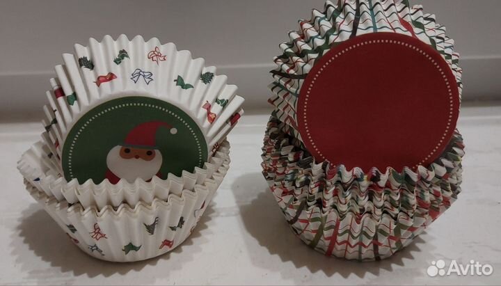 Лот: Бумажные формочки для кексов + метал.форма