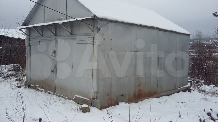 Гараж, > 30 м²