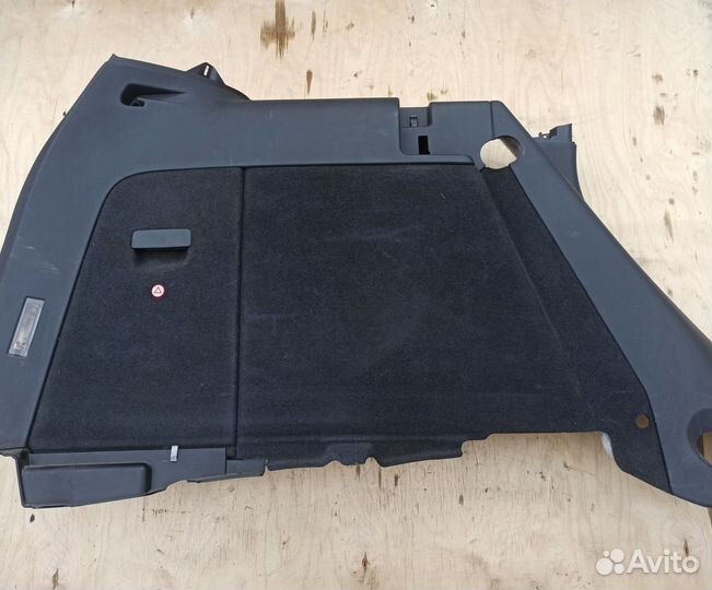 Обшивка багажника Volkswagen Touareg 7L