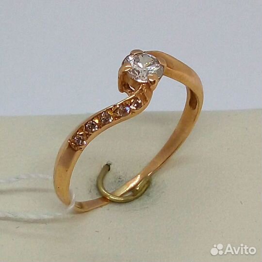 Кольцо / размер 17,5 / 1,33г / Золото585 / фианиты круглые
