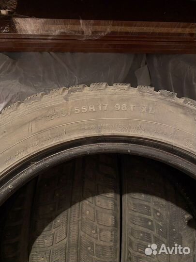 Kumho WinterCraft Ice WI31 215/55 R17