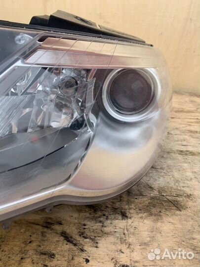 Фара передняя левая биксенон адаптив VW Passat CC
