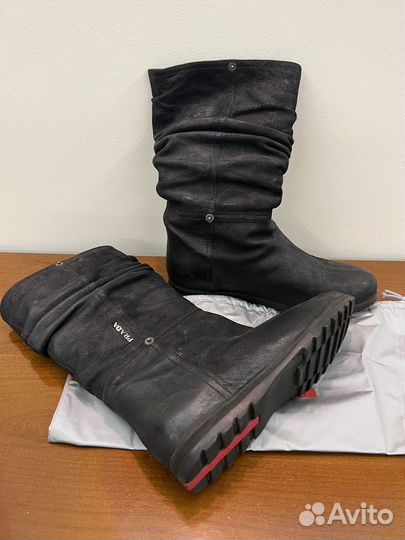 Сапоги женские Prada,38,5