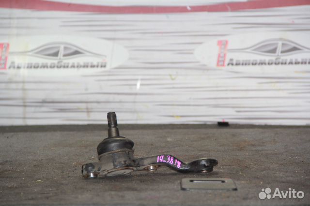 Шаровая перед лево c Toyota Crown JZS171 1JZ-FSE