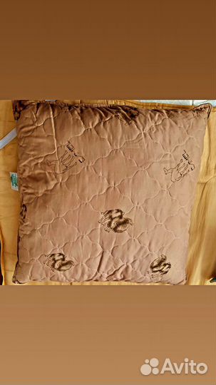 Новые подушки из верблюжьей шерсти 2 шт