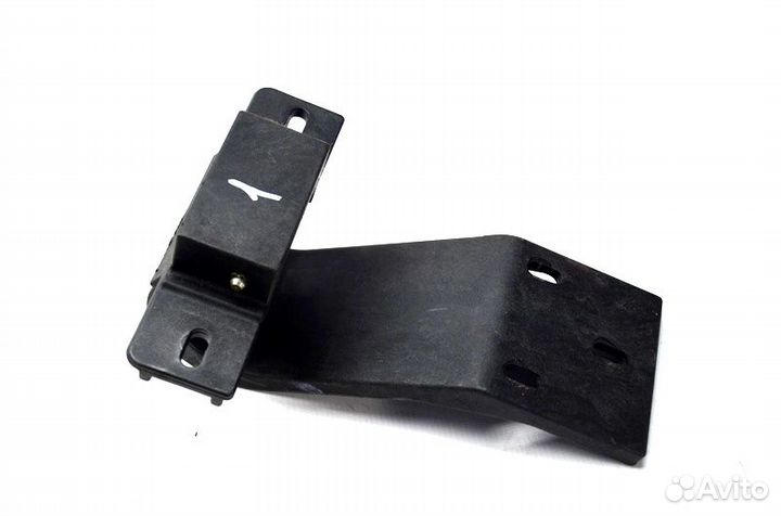 Петля люка бокового ящика кабины iveco Stralis (01