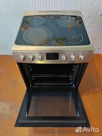 Плита электрическая стеклокерамика с духовкай