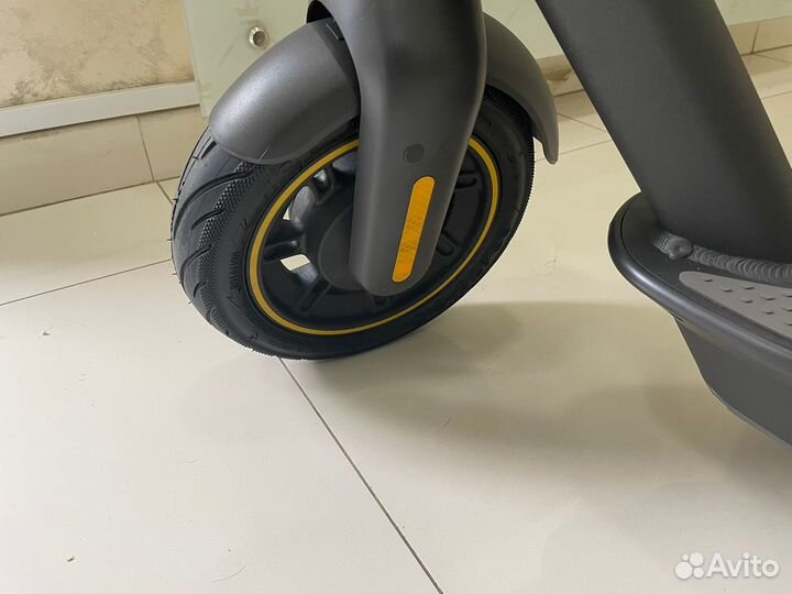 Электросамокат Ninebot KickScooter Max G30