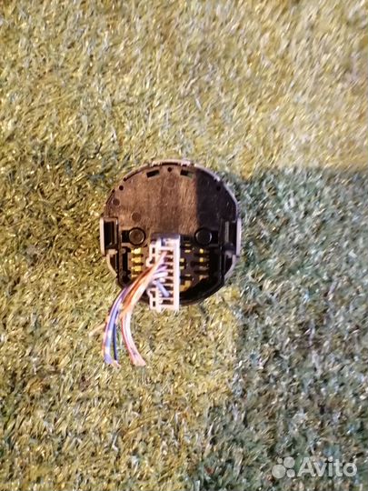 Кнопка включения полного привода 25535EQ000 Nissan