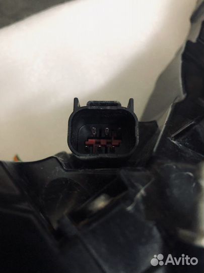 Оригинальные задние фонари Range Rover Sport L494