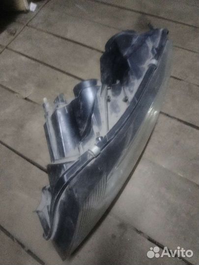 Фара левая renault logan 2